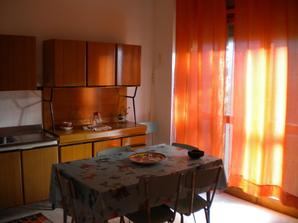 Villa Nespole E Vermentino Alghero Ruang foto